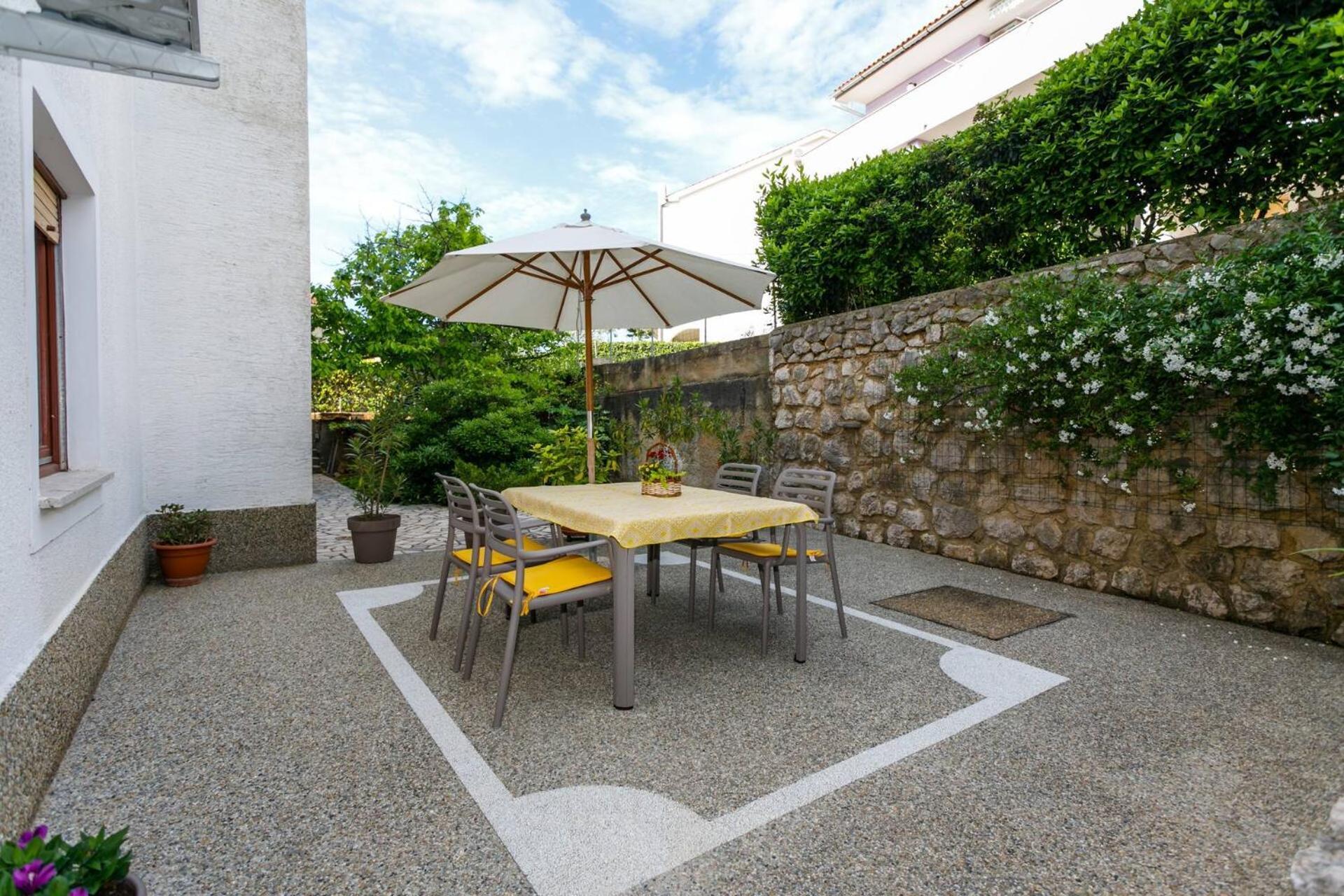 Apartments Paradiso Krk Town Exterior photo