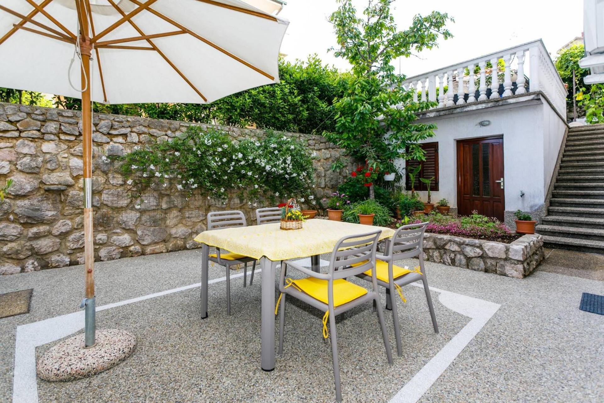 Apartments Paradiso Krk Town Exterior photo